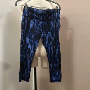 Lululemon Pace Rival Crop Leggings Painted Animal Sprinkler Black size 6